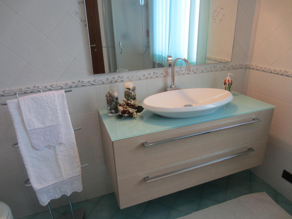 Marinella B&B Cornale Δωμάτιο φωτογραφία