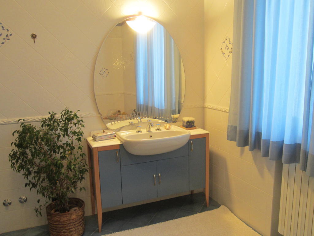 Marinella B&B Cornale Δωμάτιο φωτογραφία