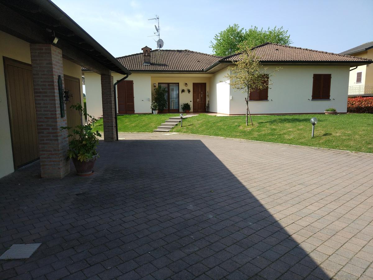 Marinella B&B Cornale Εξωτερικό φωτογραφία